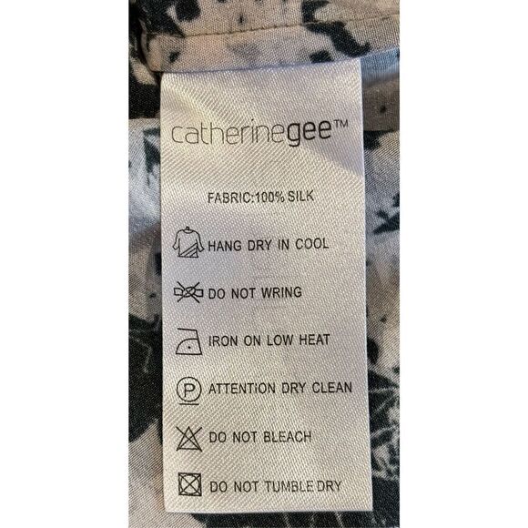 Catherinegee Franka 100% Silk Blouse in Starshower NWT Size X-Small - Picture 8 of 8